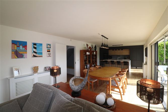 5 Marine Village, Ballina, Tipperary