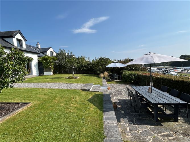 5 Marine Village, Ballina, Tipperary