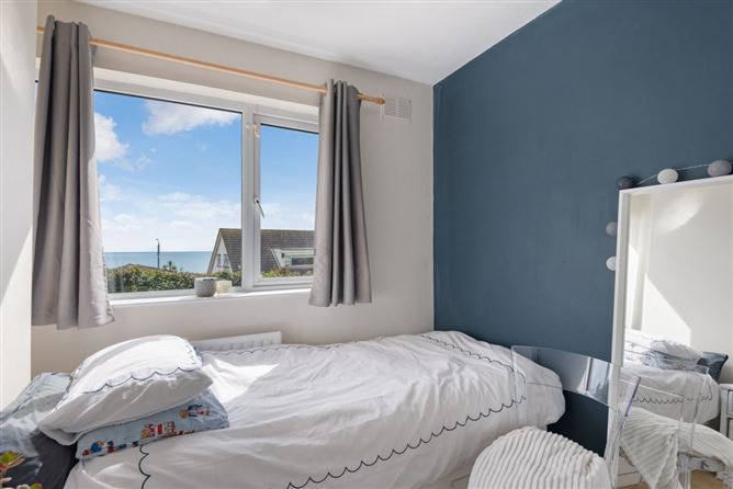 43 Portmarnock Crescent, Portmarnock,   County Dublin