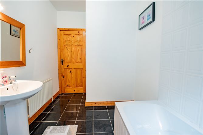 3 The Old Glebe, Killucan, Co. Westmeath