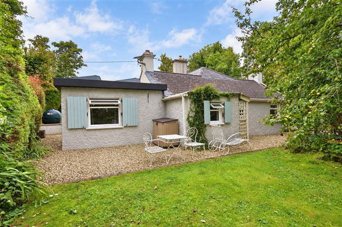 Photo 1 of 17 — Archgate Cottage, Carnakelly, Kilmainhamwood, Kells, Co. Meath