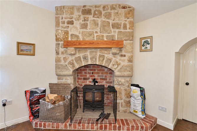 Archgate Cottage, Carnakelly, Kilmainhamwood, Kells, Co. Meath