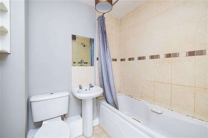 107 Hampton Wood Avenue, Finglas, Dublin 11