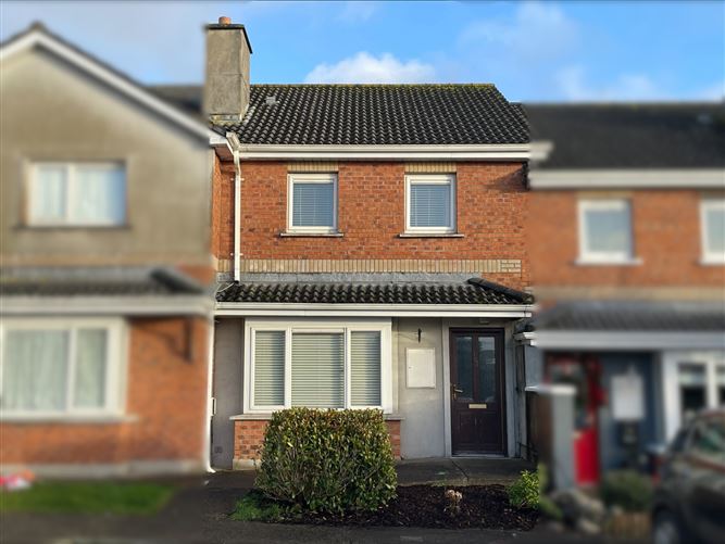 102 Brooklawn, New Ross, Co. Wexford