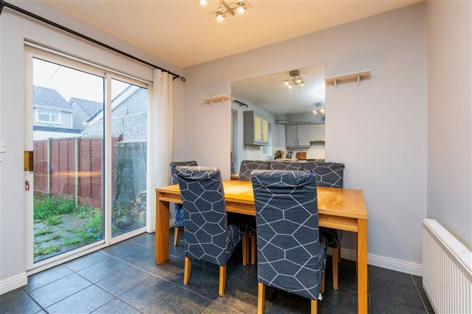 102 Brooklawn, New Ross, Co. Wexford
