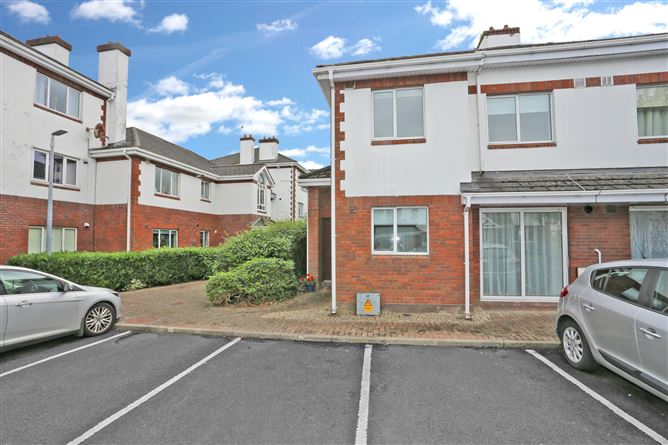 6 Castlecourt, Clancy Strand, Limerick
