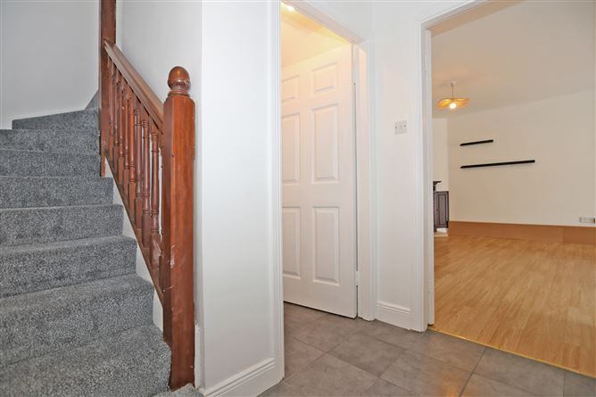 6 Castlecourt, Clancy Strand, Limerick