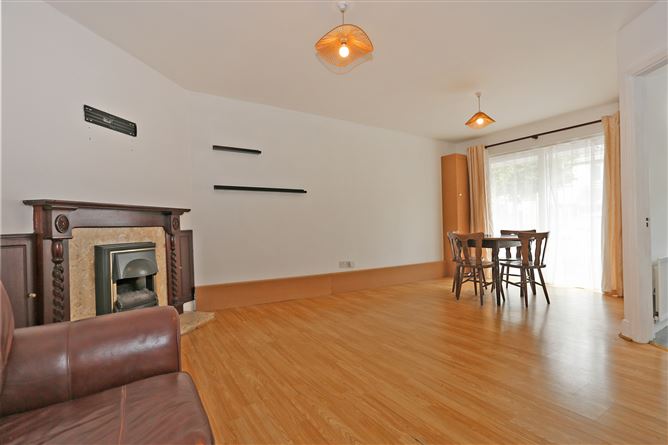 6 Castlecourt, Clancy Strand, Limerick