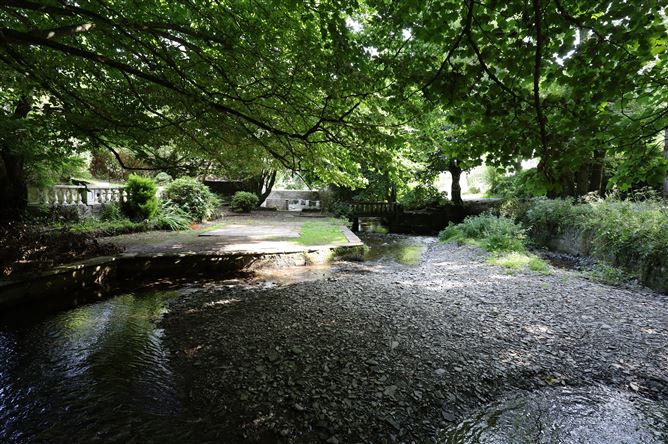 Rae An Mhionnáin, Minane Bridge, Cork