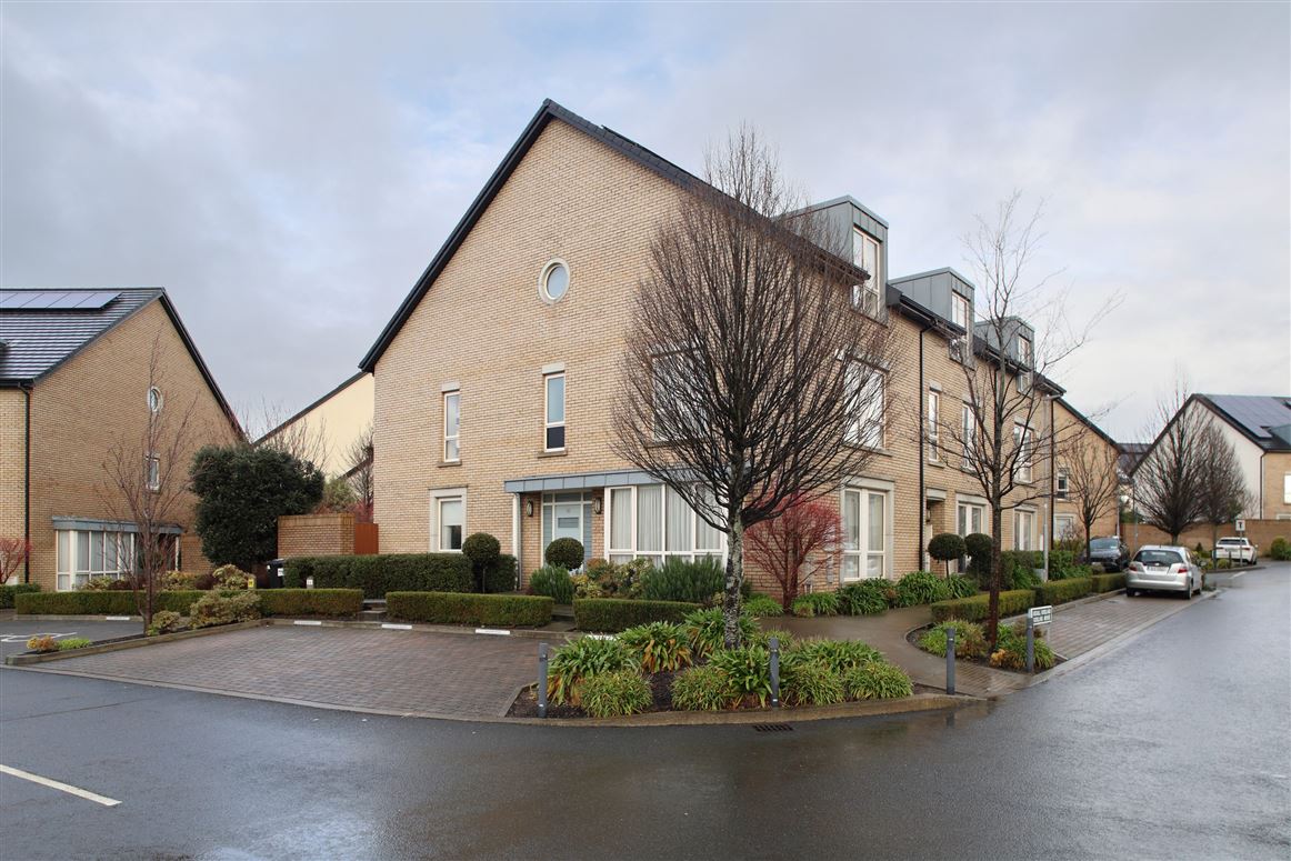 10 Cualanor Crescent, Cualanor, Glenageary, Dublin