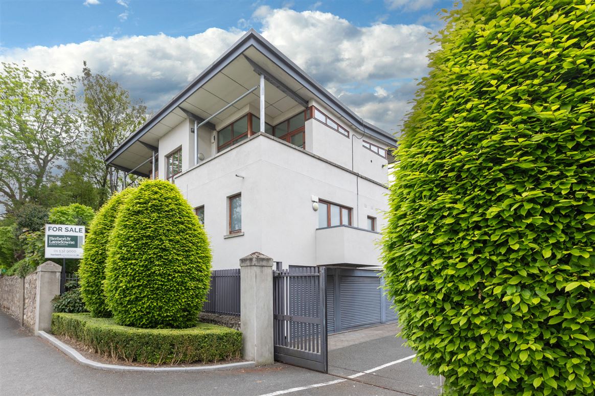 7 Aubreyville, Dublin Road, Shankill, County Dublin