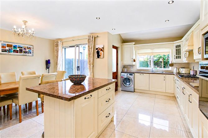 Photo 7 of 29 — 29 Ravenswood Rise, Clonsilla, Dublin 15