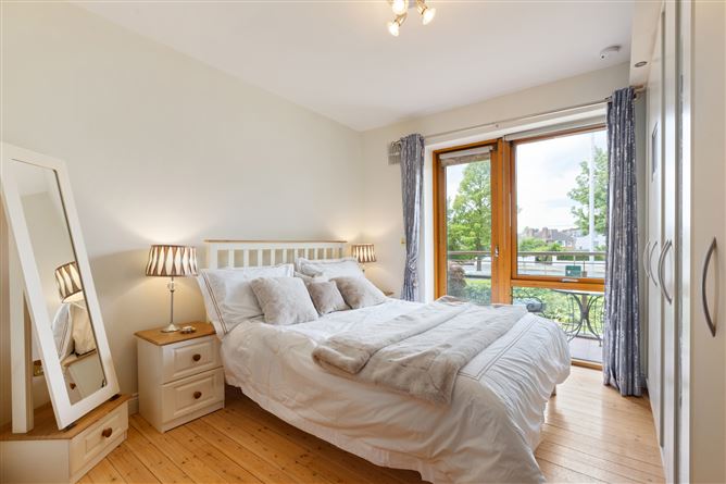 Photo 2 of 12 — 10 The Pine, Trimbleston, Goatstown, Dublin 14