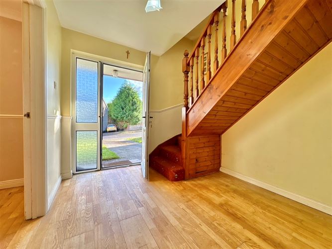 39 Hazelbrook Crescent, Letterkenny, Donegal