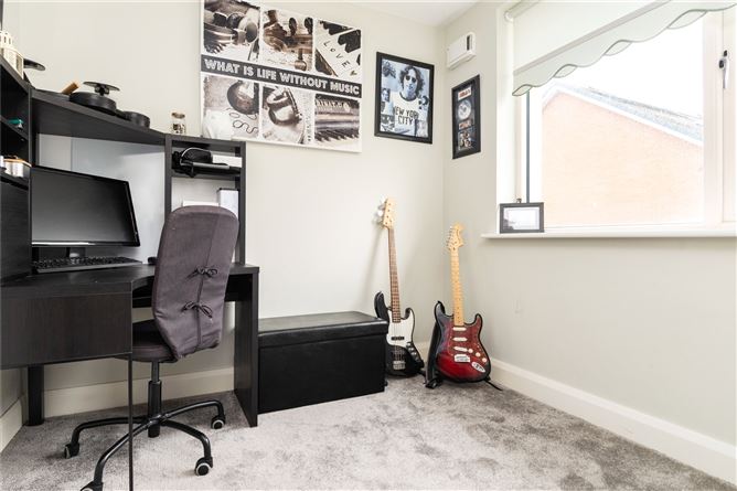 3 Stratton Square, Adamstown, Lucan, Co. Dublin