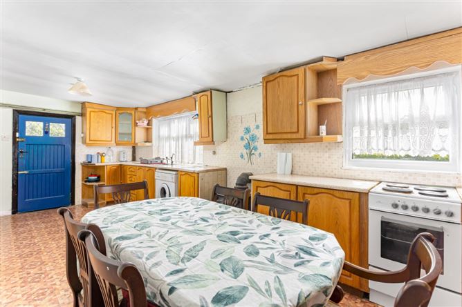 Newtown, Rhode, Offaly