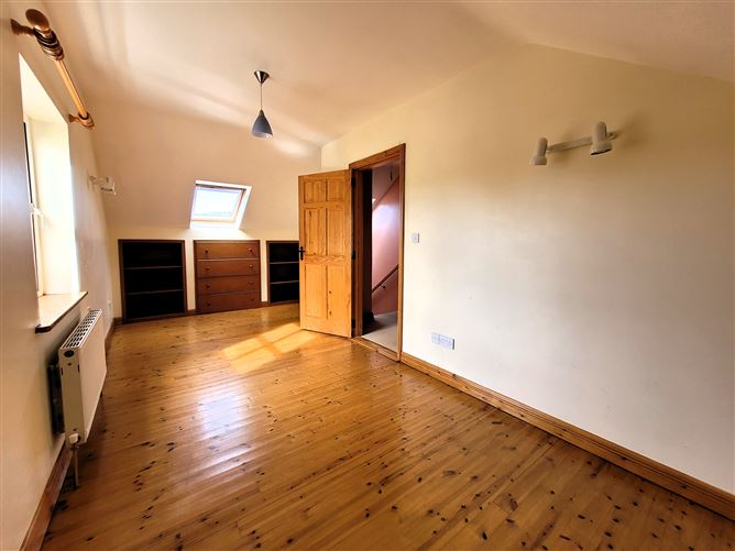 Stones Throw Cottage, Louisburgh, Mayo