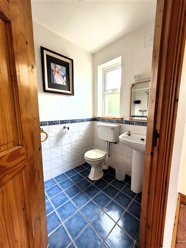 Stones Throw Cottage, Louisburgh, Mayo