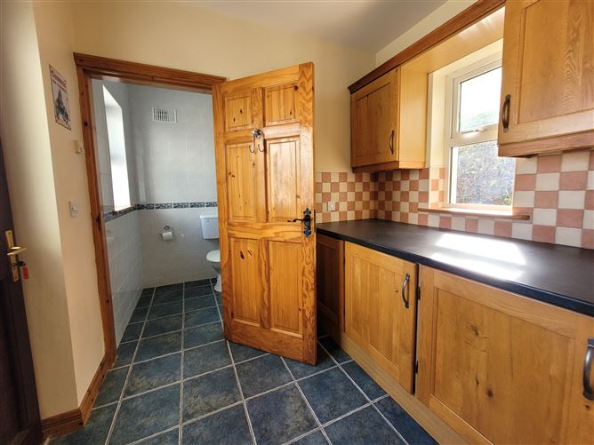 Stones Throw Cottage, Louisburgh, Mayo