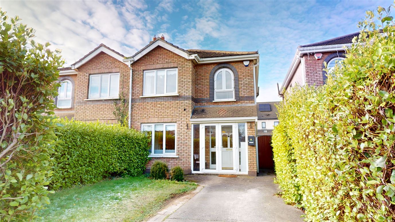 18 Charnwood Grove, Clonsilla, Dublin