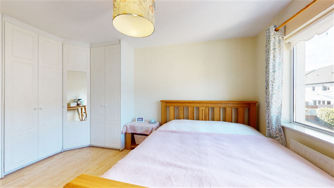 18 Charnwood Grove, Clonsilla, Dublin