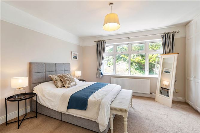 https://photos-a.propertyimages.ie/media/5/9/1/5006195/7cba60c4-173d-45d2-9783-4f24b6586d30_l.jpg
