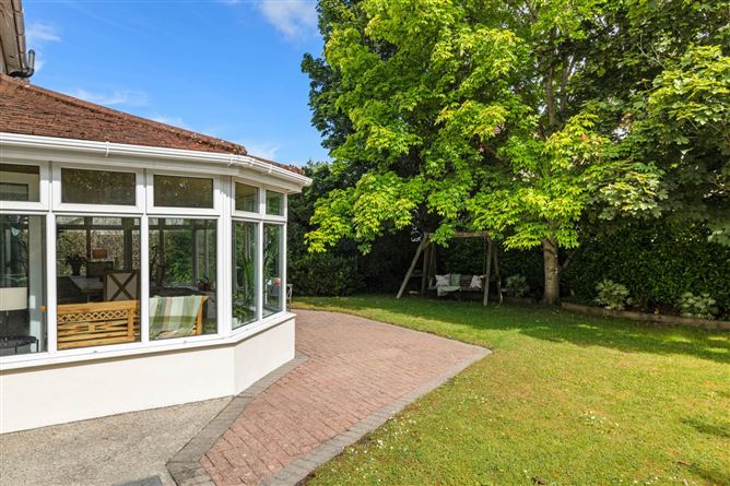 https://photos-a.propertyimages.ie/media/5/9/1/5006195/7cba60c4-173d-45d2-9783-4f24b6586d30_l.jpg