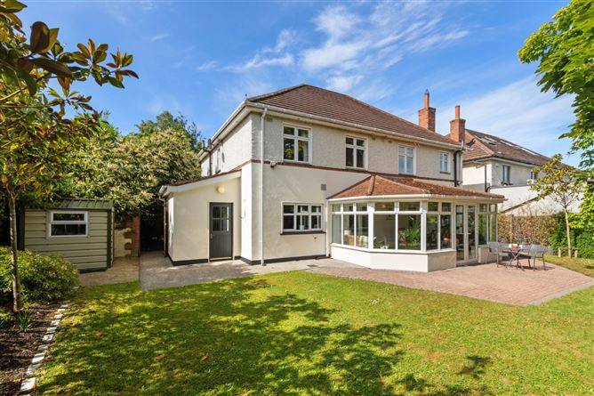 https://photos-a.propertyimages.ie/media/5/9/1/5006195/7cba60c4-173d-45d2-9783-4f24b6586d30_l.jpg