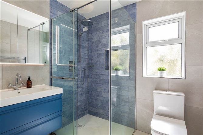 https://photos-a.propertyimages.ie/media/5/9/1/5006195/7cba60c4-173d-45d2-9783-4f24b6586d30_l.jpg