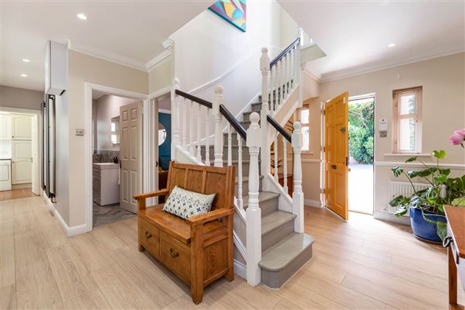 https://photos-a.propertyimages.ie/media/5/9/1/5006195/7cba60c4-173d-45d2-9783-4f24b6586d30_l.jpg