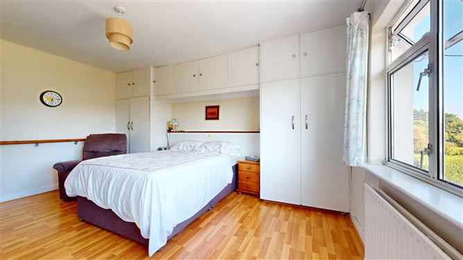 Photo 27 of 39 — Doonaree, 172 Howth Rd, Sutton, Dublin 13