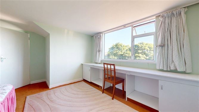 Photo 32 of 39 — Doonaree, 172 Howth Rd, Sutton, Dublin 13
