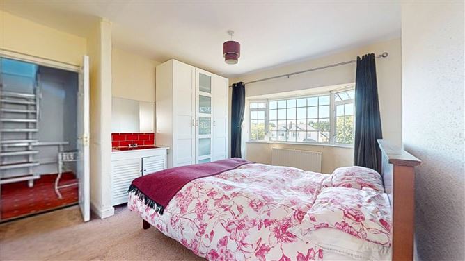 Photo 25 of 39 — Doonaree, 172 Howth Rd, Sutton, Dublin 13