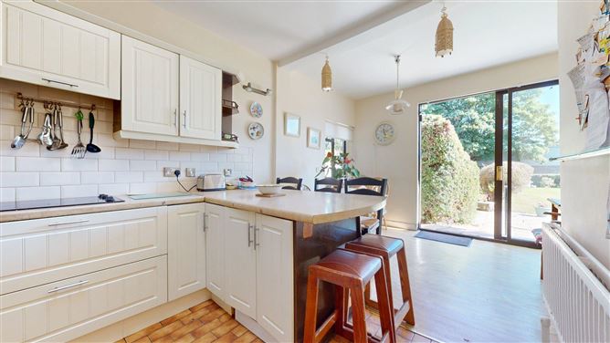 Photo 14 of 39 — Doonaree, 172 Howth Rd, Sutton, Dublin 13