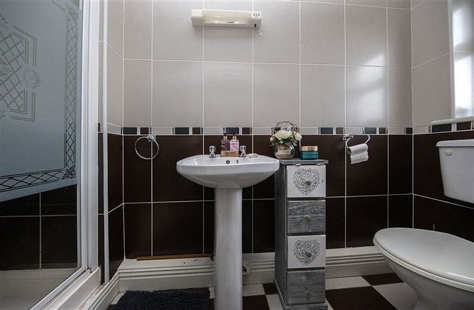 87 Cruachan, Abbeyside, Dungarvan, Co. Waterford