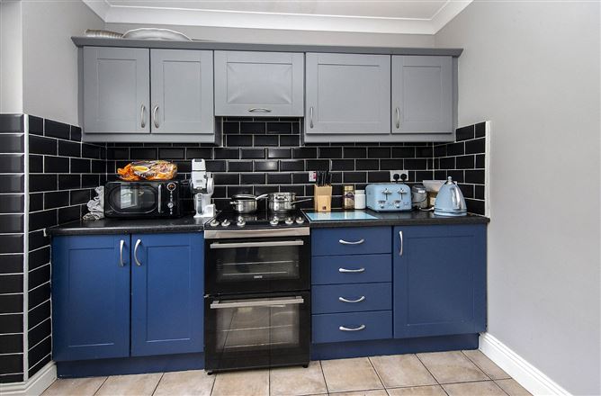 87 Cruachan, Abbeyside, Dungarvan, Co. Waterford