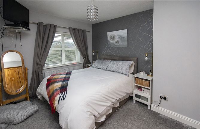 87 Cruachan, Abbeyside, Dungarvan, Co. Waterford