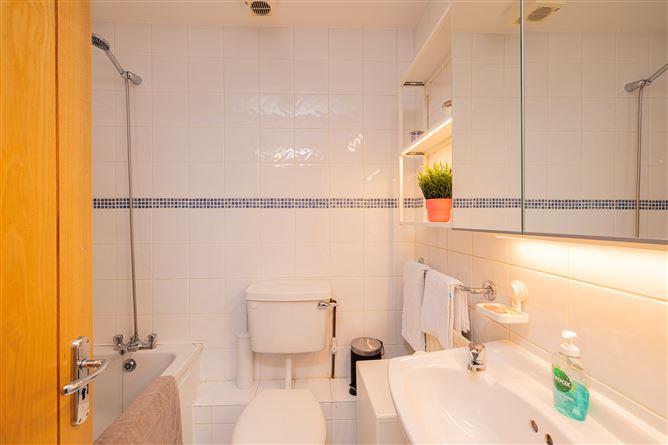 28 ALL HALLOWS SQUARE , Drumcondra, Dublin 9