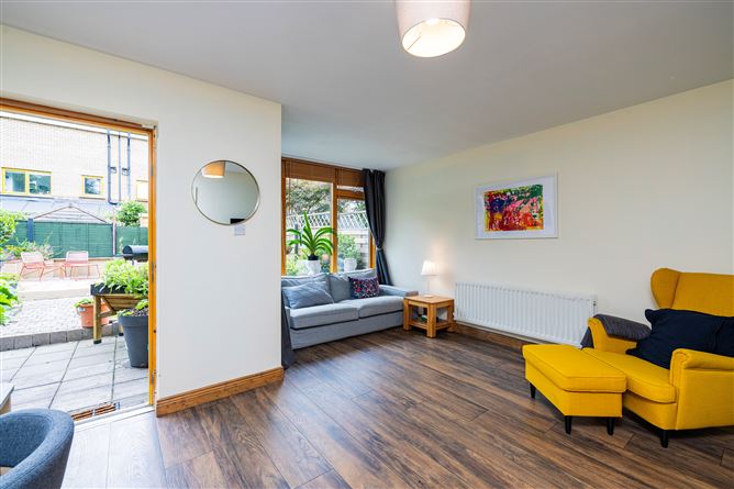 28 ALL HALLOWS SQUARE , Drumcondra, Dublin 9