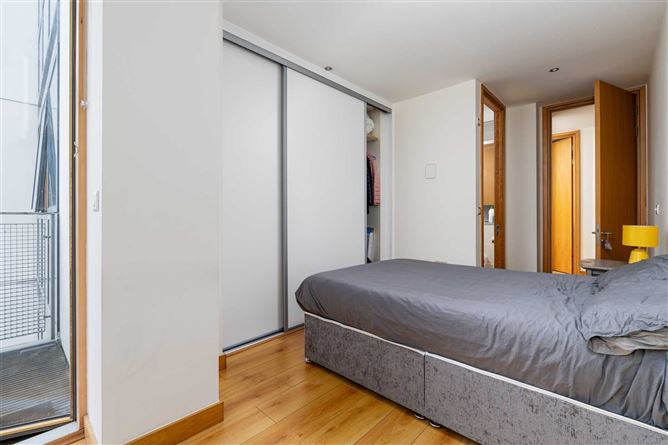 27 Kirkpatrick House, Spencer Dock, Dublin 1, County Dublin