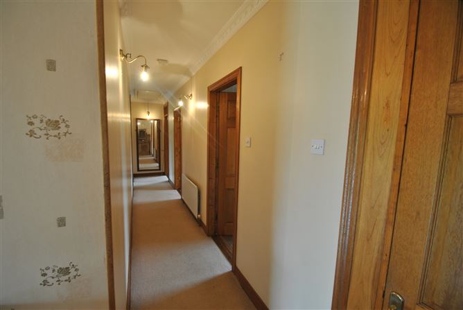 Clonakenny, Roscrea, Co. Tipperary