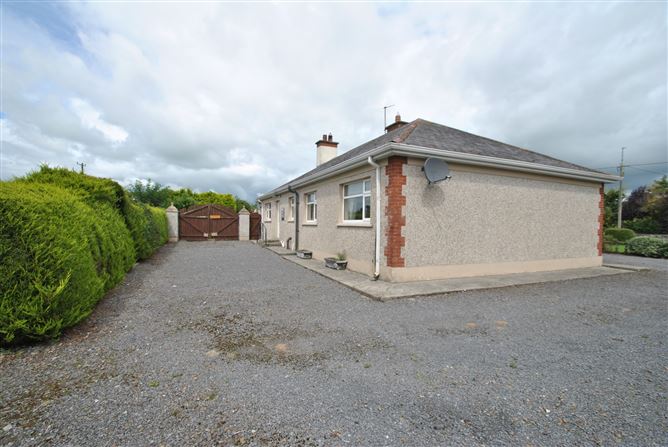 Clonakenny, Roscrea, Co. Tipperary