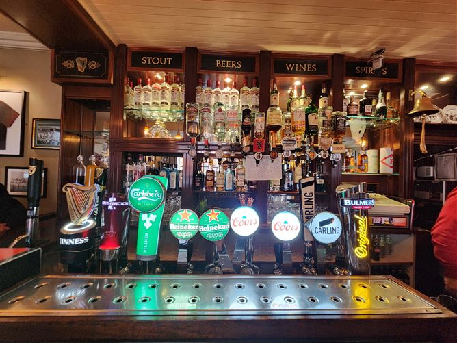 Landy's Irish Harp, 19 Irish Street, Ardee, Co. Louth