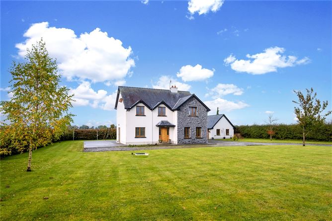Moorefield, Eyrecourt, Ballinasloe, Co. Galway