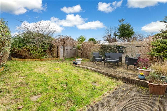 8 Cherryfield Court, Hartstown, Dublin