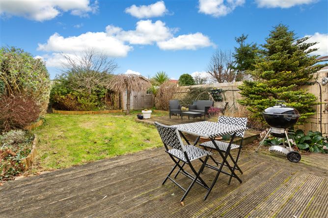 8 Cherryfield Court, Hartstown, Dublin