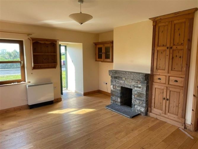 7 Cois Na Habhainn, Carrigaholt, County Clare