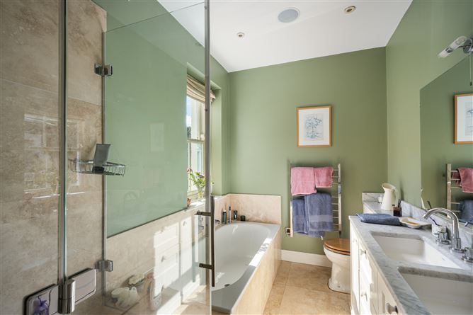 An Cnoc Beag, Ashford, Wicklow