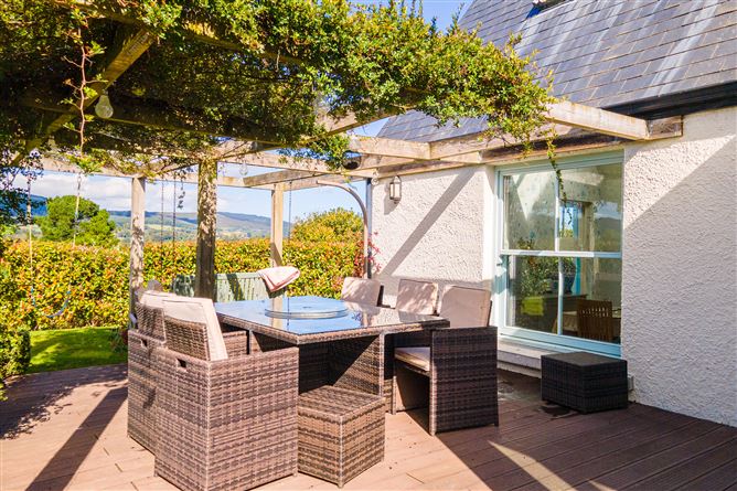 An Cnoc Beag, Ashford, Wicklow