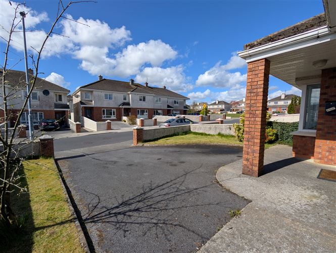 13 Elm Park, Claremorris, Co. Mayo